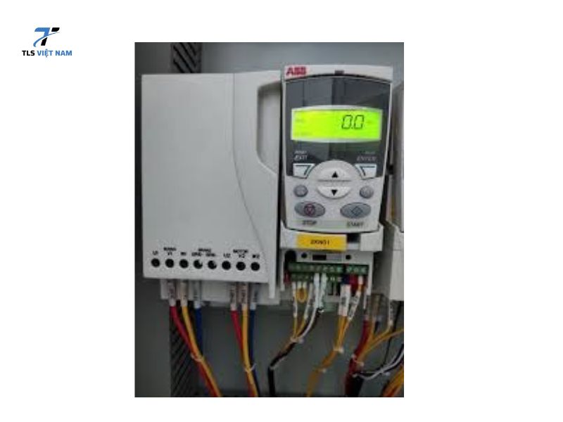 Các Lưu Ý Quan Trọng Khi Cài Đặt Biến Tần ABB